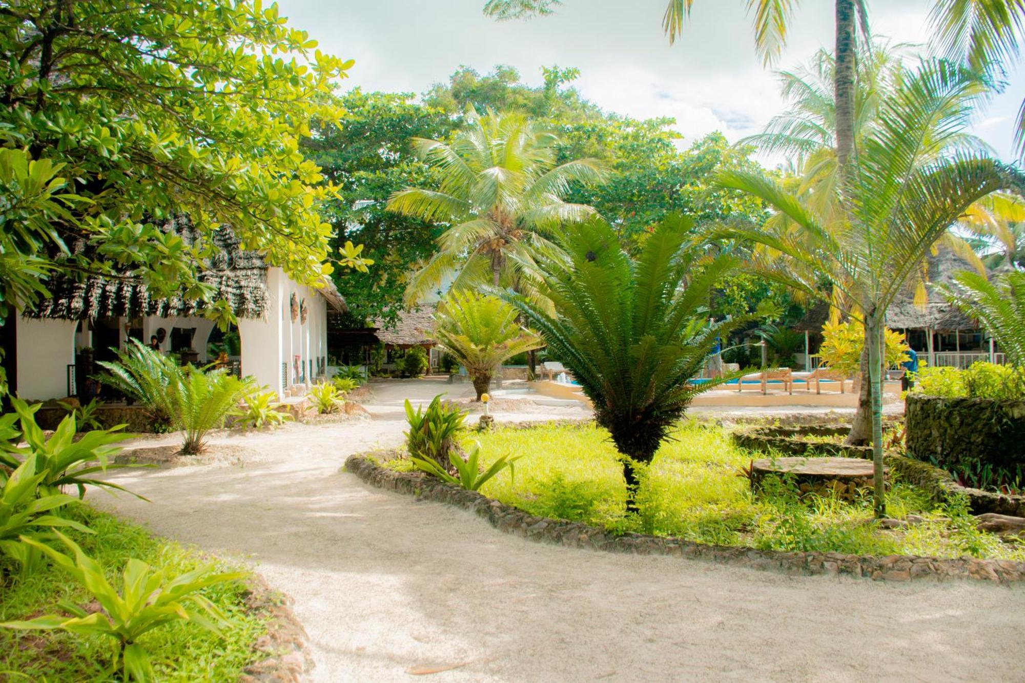 Mambo Ocean Resort Pwani Mchangani Exterior photo